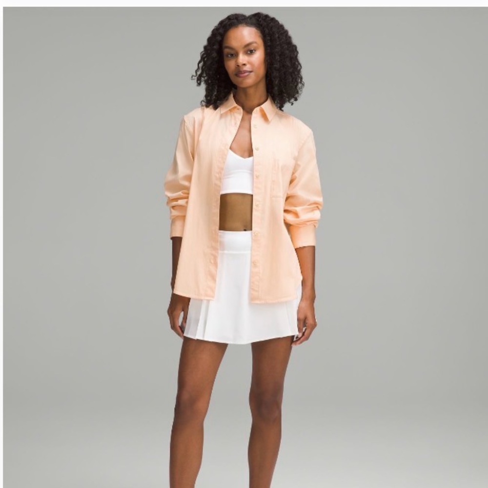 LuLuLemon relaxed fit cotton poplin button down